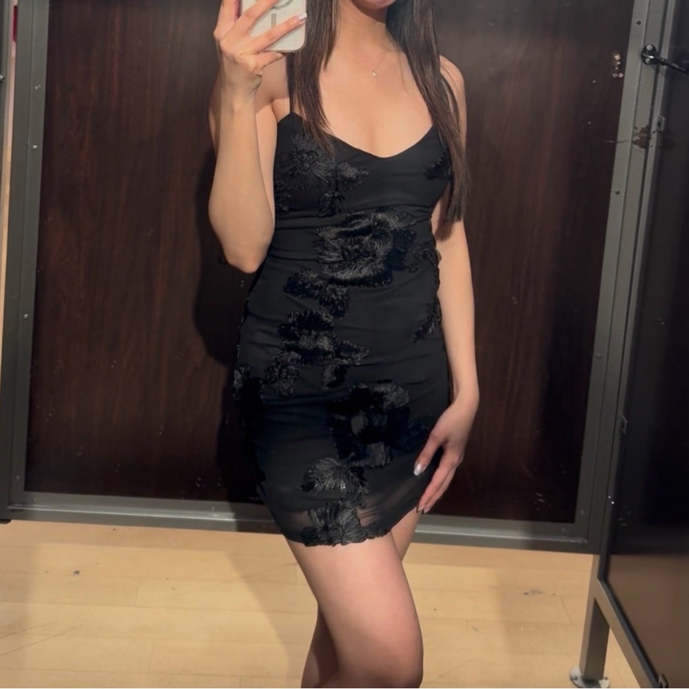 Windsor mini Black Lace Dress